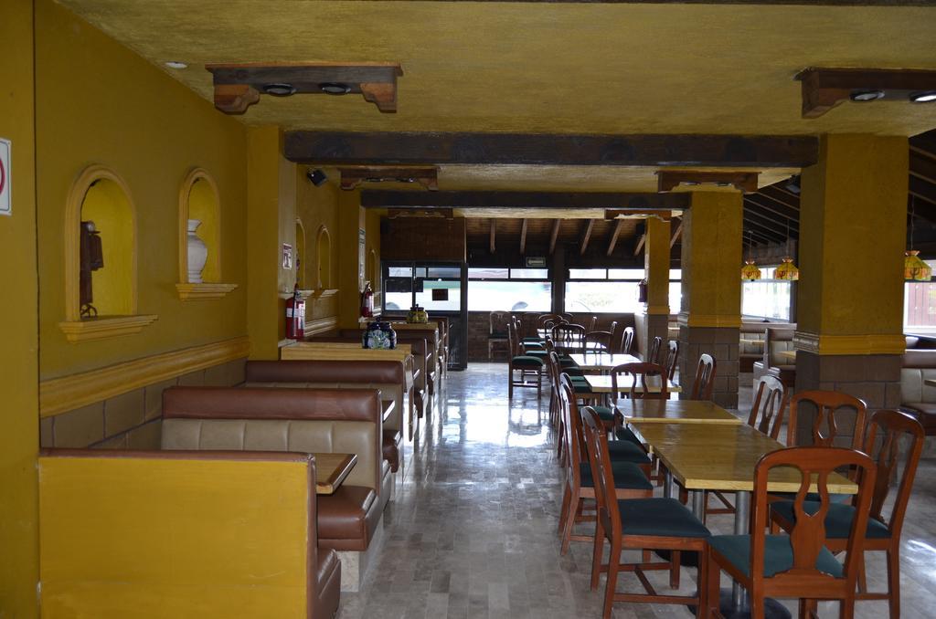 Hotel San Jeronimo Inn Толука Екстериор снимка
