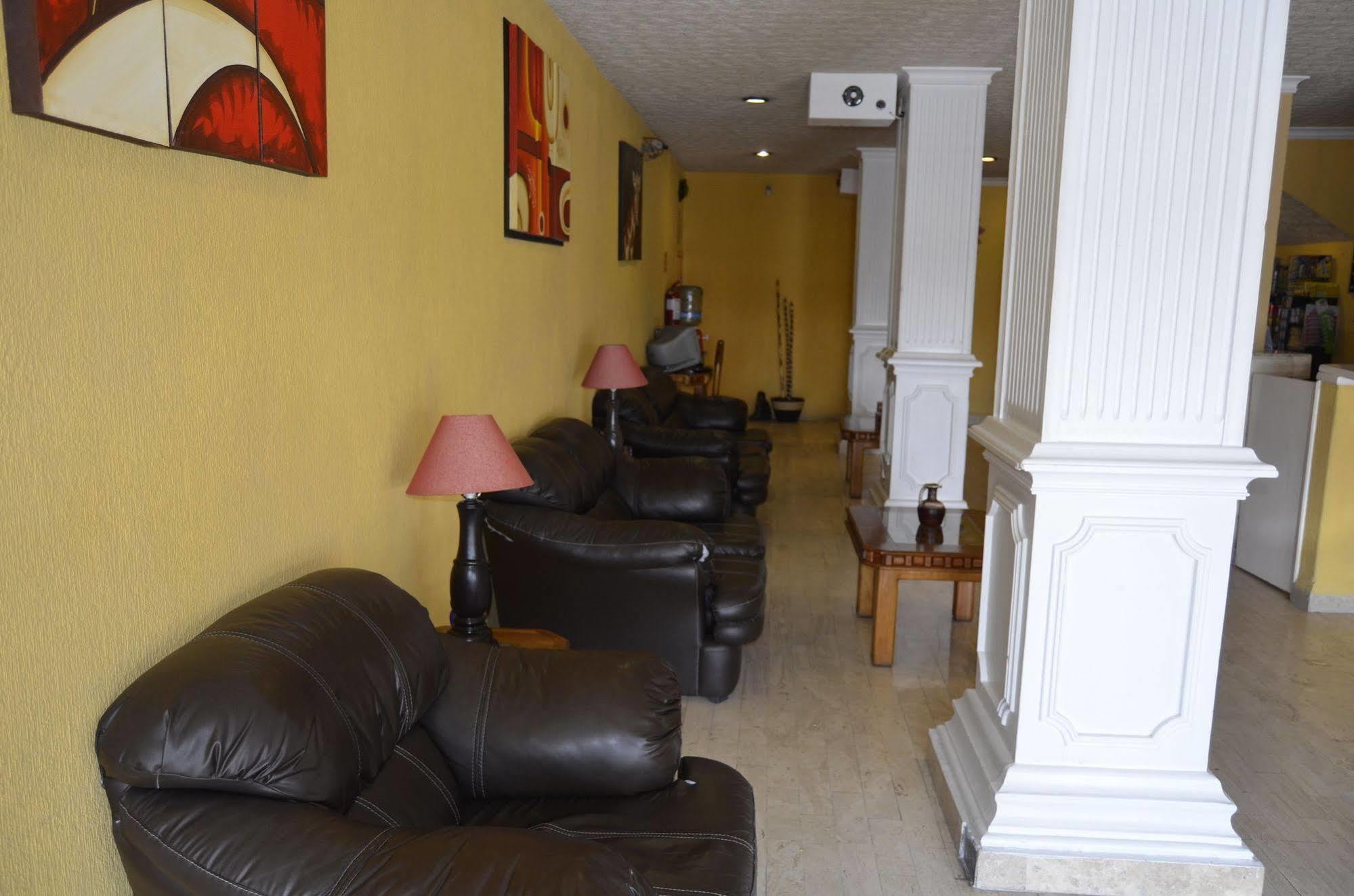 Hotel San Jeronimo Inn Толука Екстериор снимка