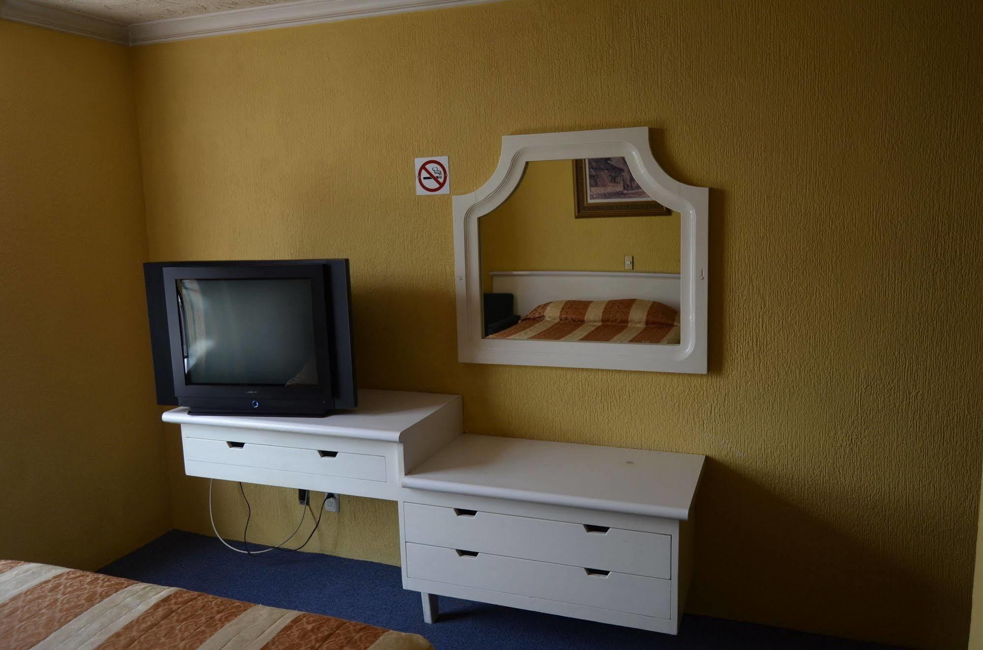 Hotel San Jeronimo Inn Толука Екстериор снимка