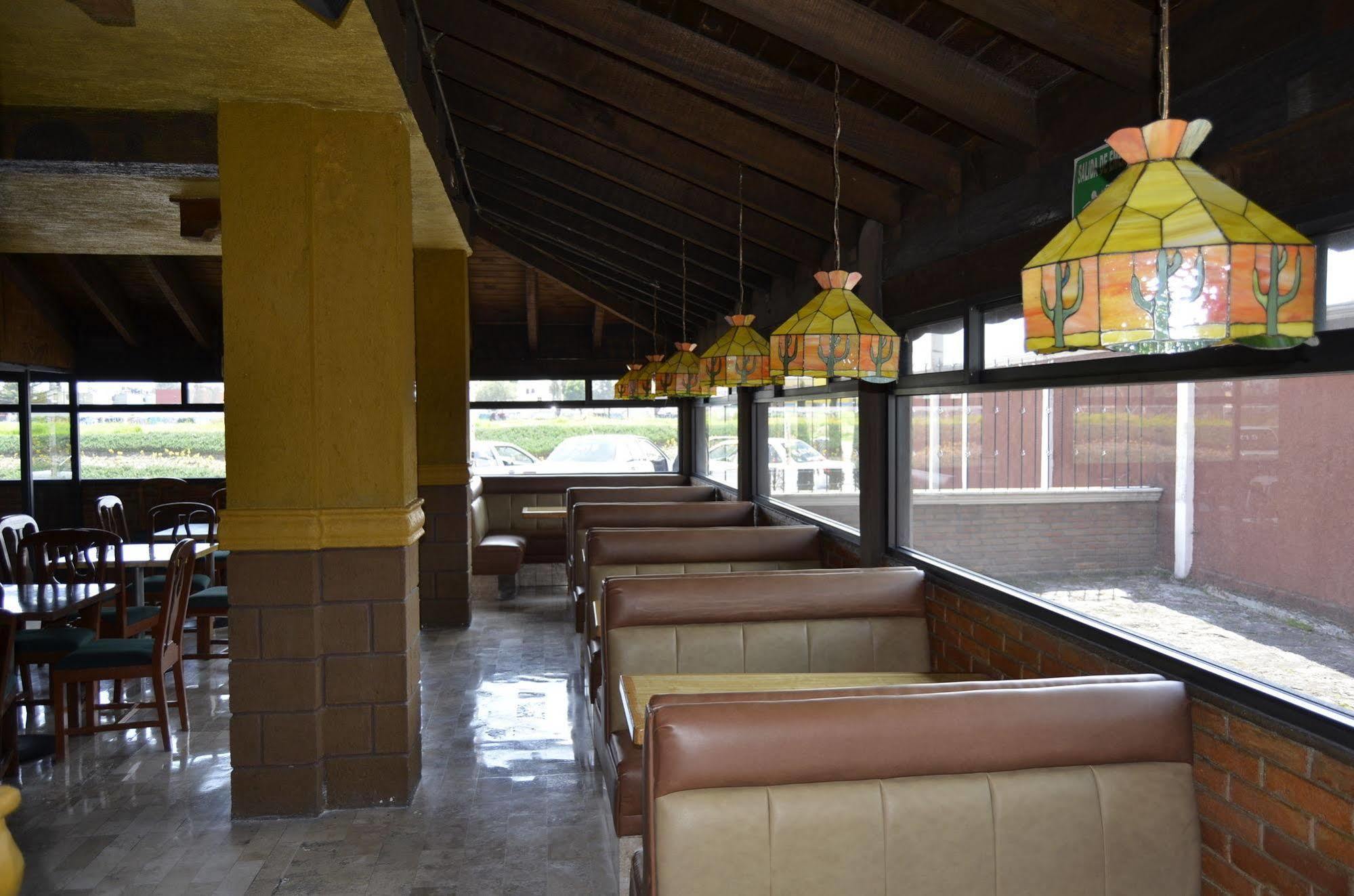 Hotel San Jeronimo Inn Толука Екстериор снимка